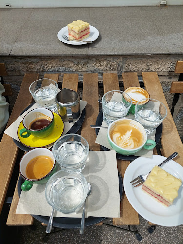 Karadžičova 4105/33, 811 08 Bratislava