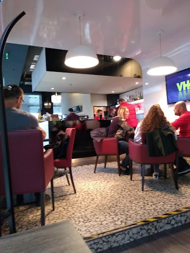 Opinii despre Patio Cafe în Staré Mesto - Gastronómia a pohostinstvo