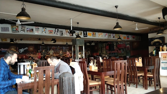 LOZANO Pizzeria & Pub