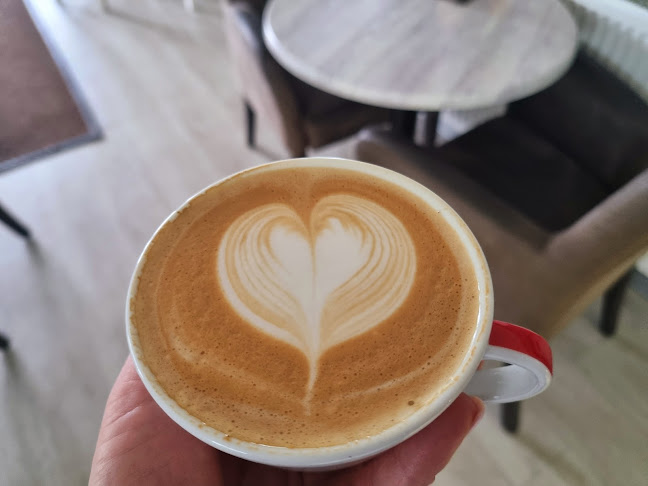 Kaviareň Fialka - Žarnovica