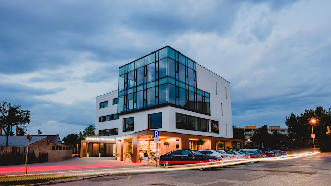 PROXI bar & restaurant - Gastronómia a pohostinstvo