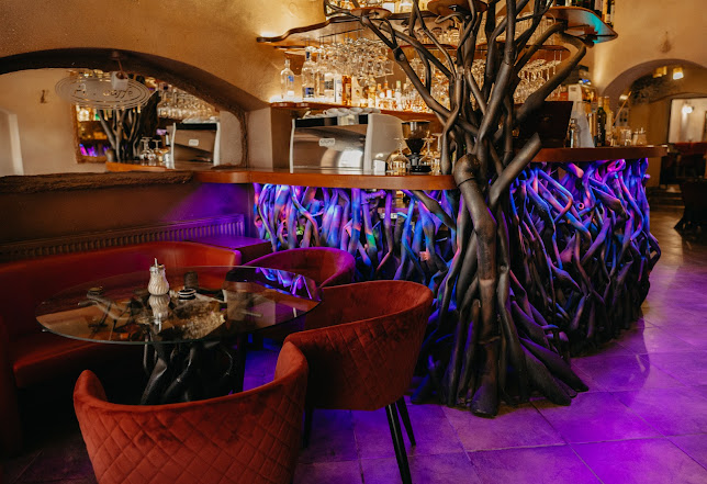 Art Caffe - Gastronómia a pohostinstvo