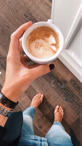 Comentarii opinii despre CAFFE 33