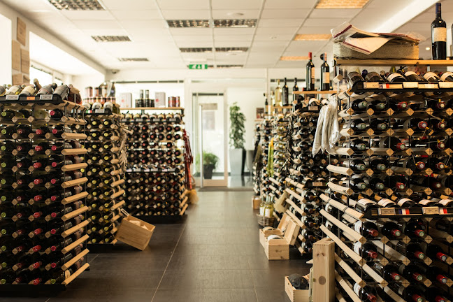 Vínotéka WinePlanet / Corner & Co. - Stará Vajnorská - Bratislava
