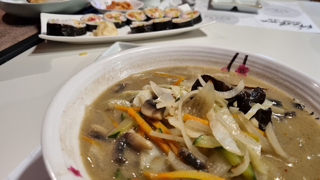 Zlaté piesky-areál Bratislava, Cesta na Senec 12, 831 01 Bratislava