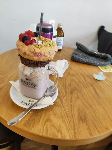 Comentarii opinii despre Pause Coffee & Sweets