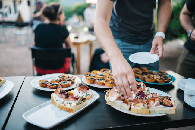 Dvanásť Duší - Gastronómia a pohostinstvo