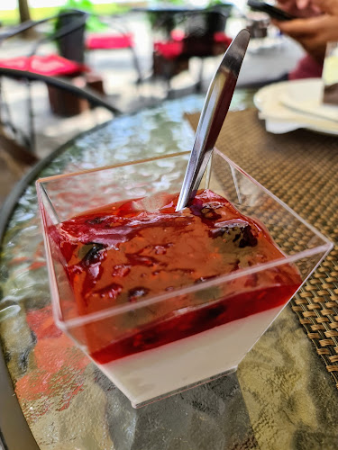 Simmetria Cukráreň - Topoľčany