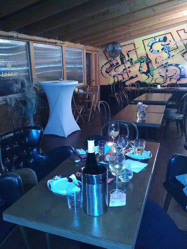 Music Bar - Gastronómia a pohostinstvo