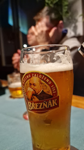 Comentarii opinii despre Matchball kurty - Pizza & Beer & Tenis & Streetball & Sipky