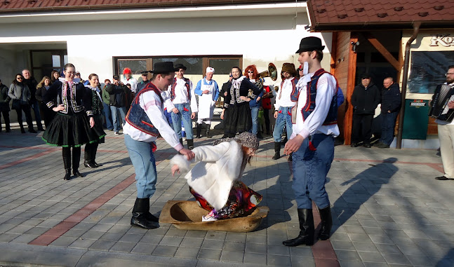Comentarii opinii despre Corona