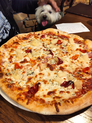 Nostalgia Café & Restaurant