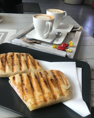 Opinii despre Grand Cafe în Nová Baňa - Gastronómia a pohostinstvo