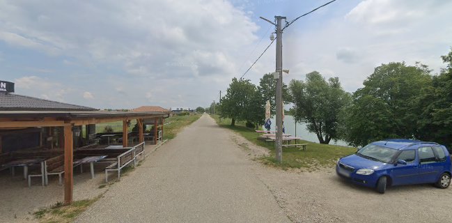 Poseidon Restaurant & Pizzeria