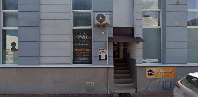 COUNTRY PUB - bowling & grill - Trenčín