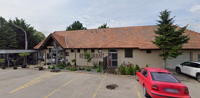 Reštaurácia Pri Jazere