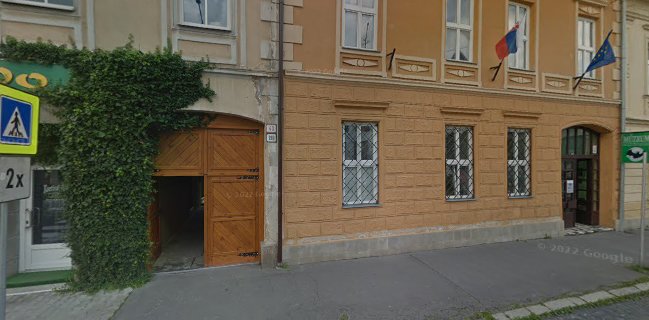 Poľovnícka vináreň "Polovka" - Gastronómia a pohostinstvo