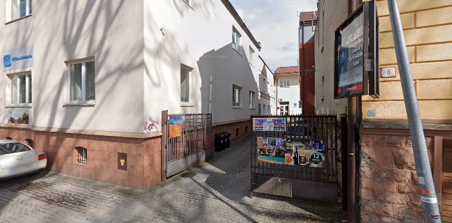 Burger & Pizza Valentíny