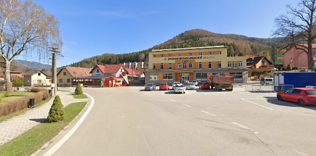 Reštaurácia Pod Lipami