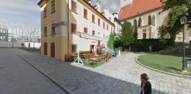 Café L'Aura & Antik art shop