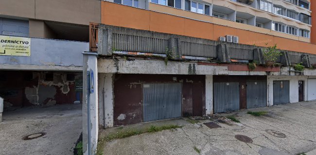 3043/, Holíčska 3043/13, 851 05 Bratislava-Petržalka, Slovensko