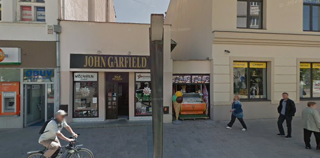 Coffee - in - café bar