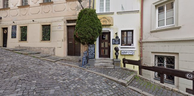 Drink in gallery Andy